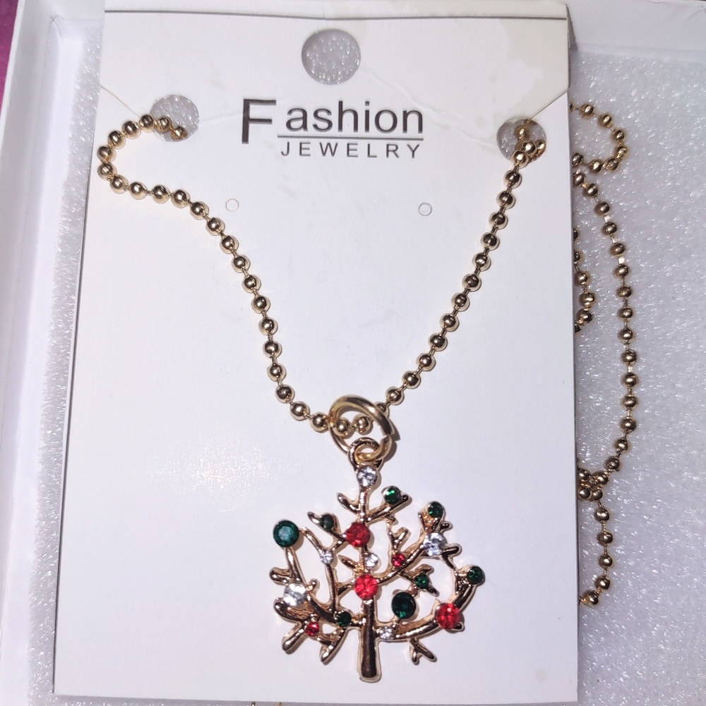 Christmas Tree Pendant on Goldtone Steelball Chain - Picture 3 of 10